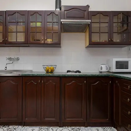 Exceptional For 4 People By Renters Lägenhet Warszawa