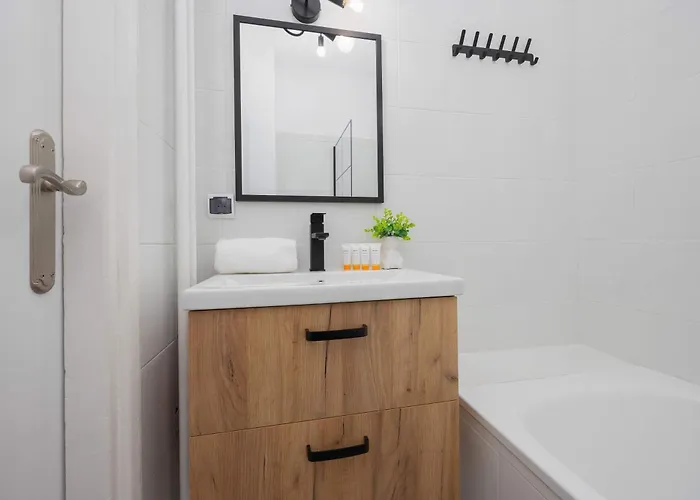 Exceptional For 4 People By Renters *